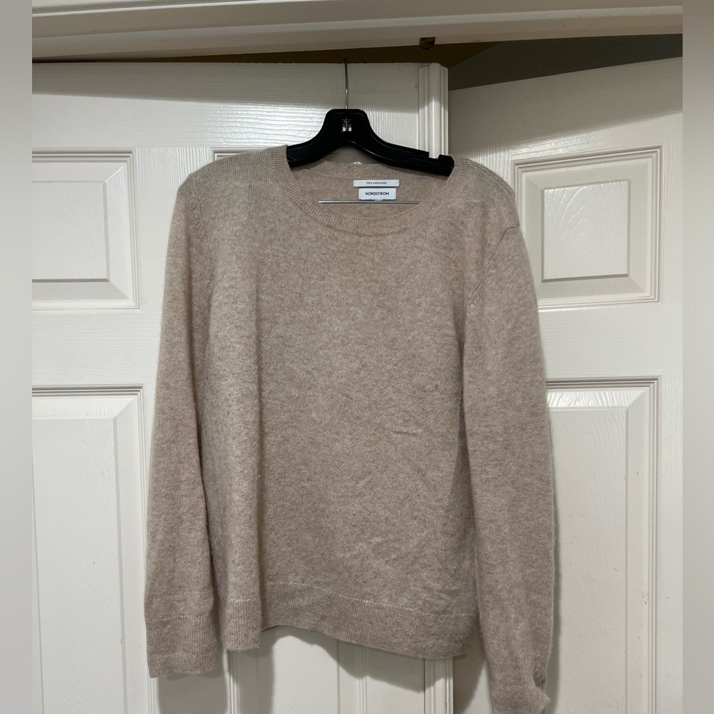 Nordstrom 100% Cashmere oatmeal neutral Sweater women medium soft Cozy relaxed